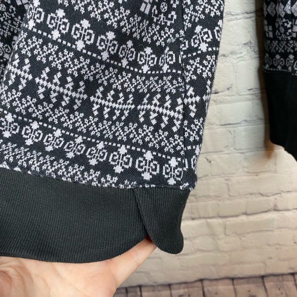 Women’s Columbia Nordic style sweater size large - Picture 3 of 7